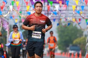 BIB: 84046
                            <button type="button" onclick="openModal(9923098)" class="btn btn-primary btn-sm float-right btn-popup" data-toggle="modal" data-target=".modal-high-quality">
                        <i class="fas fa-shopping-cart"></i> Add to Cart
                    </button>
                                            <button type="button" onclick="isThisMe(9923098, true)" class="btn btn-success btn-sm float-right btn-popup btn-isme hidden" data-toggle="tooltip" data-placement="bottom" title="นี่คือรูปของคุณใช่ไหม คลิกที่นี่เพื่อเอาเข้าอัลบั้ม">
                        <i class="fas fa-plus"></i> Add to album
                    </button>
                    <button type="button" onclick="isThisMe(9923098, false)" class="btn btn-warning btn-sm float-right btn-popup btn-isnotme hidden">
                        <i class="fas fa-ban"></i> Remove from album
                    </button>